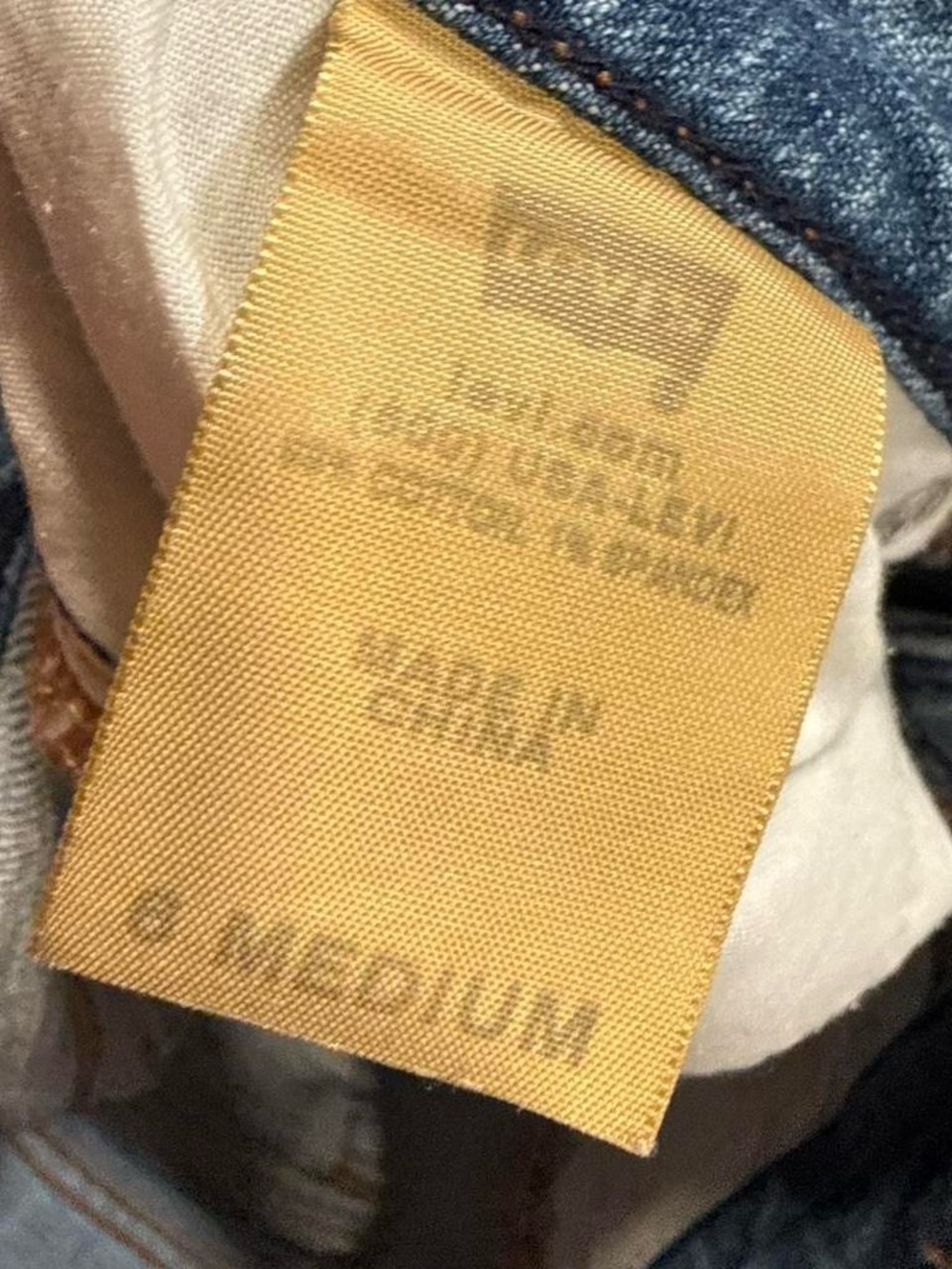 Y2K Levi's Western Flap Low Rise Booty Shorts - Picture 4 of 4